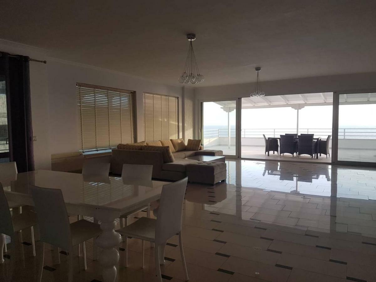 Sea Front Penthouse Apartman Saranda Kültér fotó